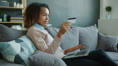 Invoicing and stock for your webshop