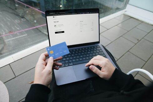 Invoicing and stock for your webshop